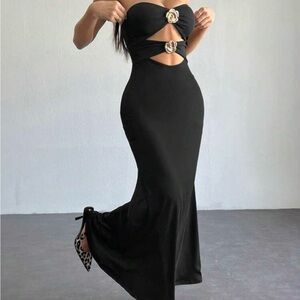 Elegant Black Strapless Dress